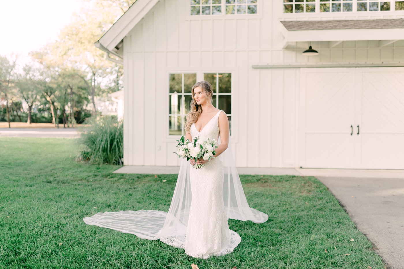 Spain Ranch wedding by Holly Felts Photography