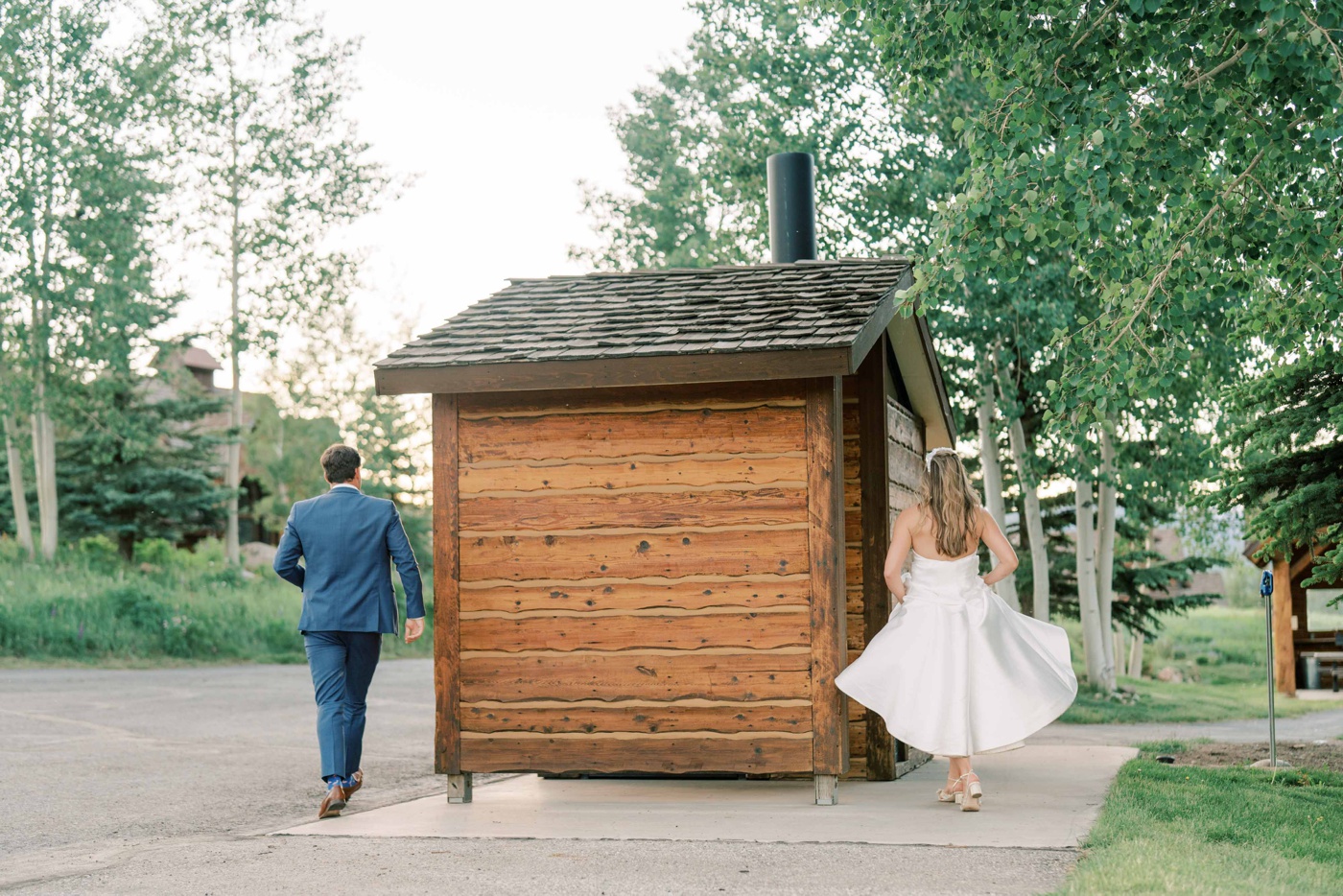 Bridal portraits at The Club at Crested Butte