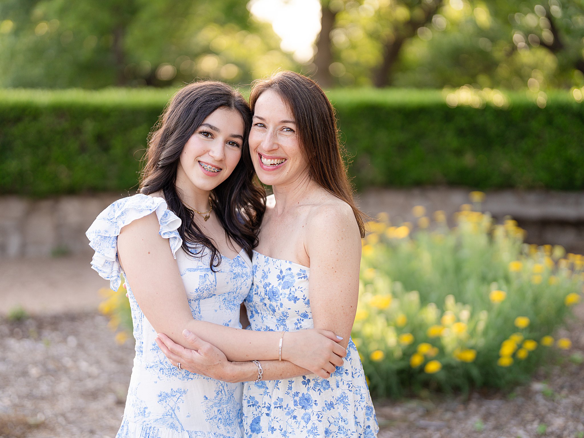 Outdoor family portraits at Woodward Park in Tulsa, Oklahoma.